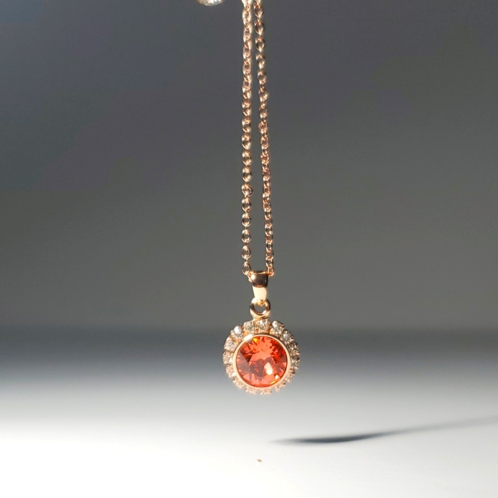 Ted Baker London Red Swarovski Crystal Daisy Lace Pendant Neckl…